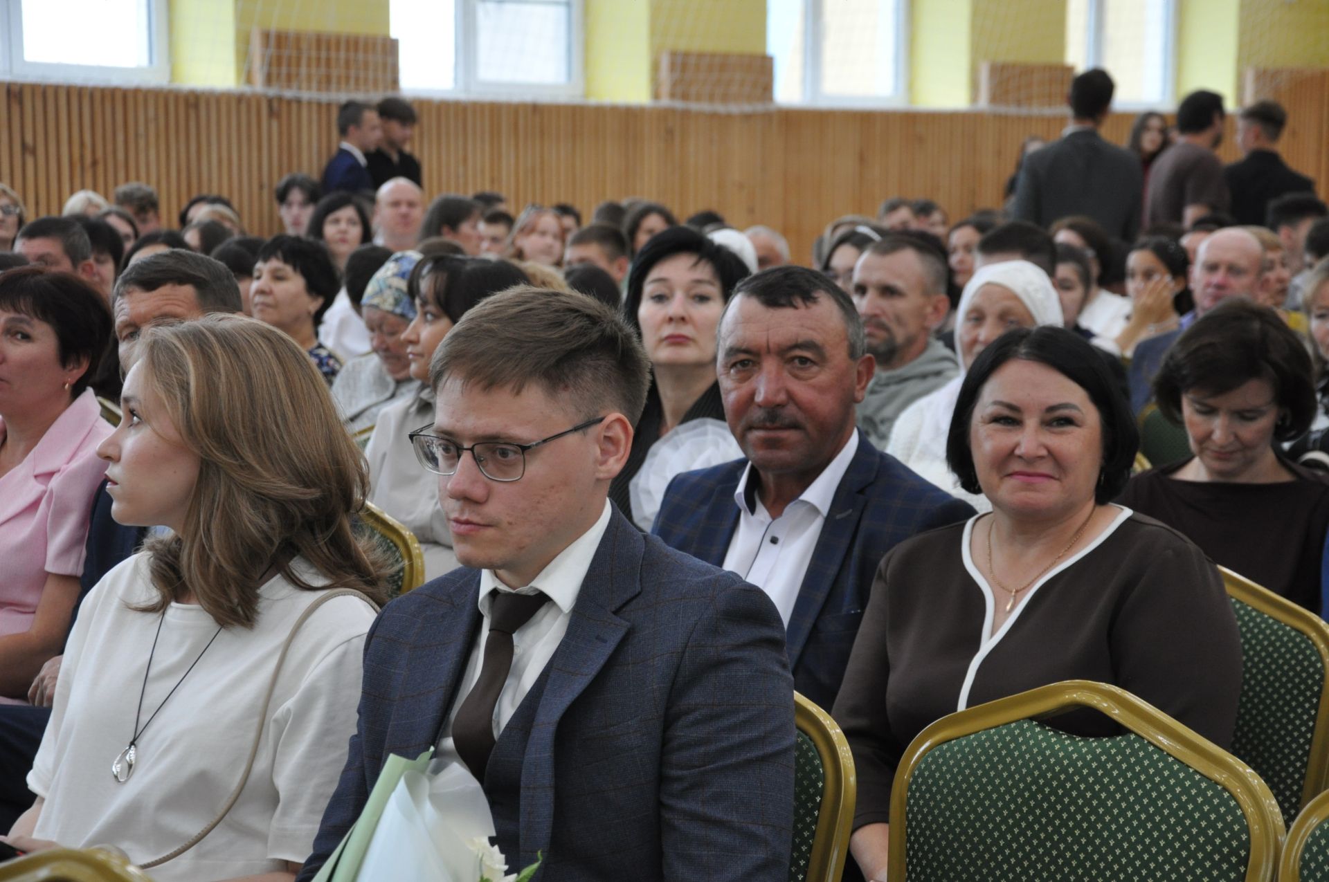 «Чыгарылыш кичәсе» - 2025: бәйрәмнән эксклюзив ФОТОРЕПОРТАЖ
