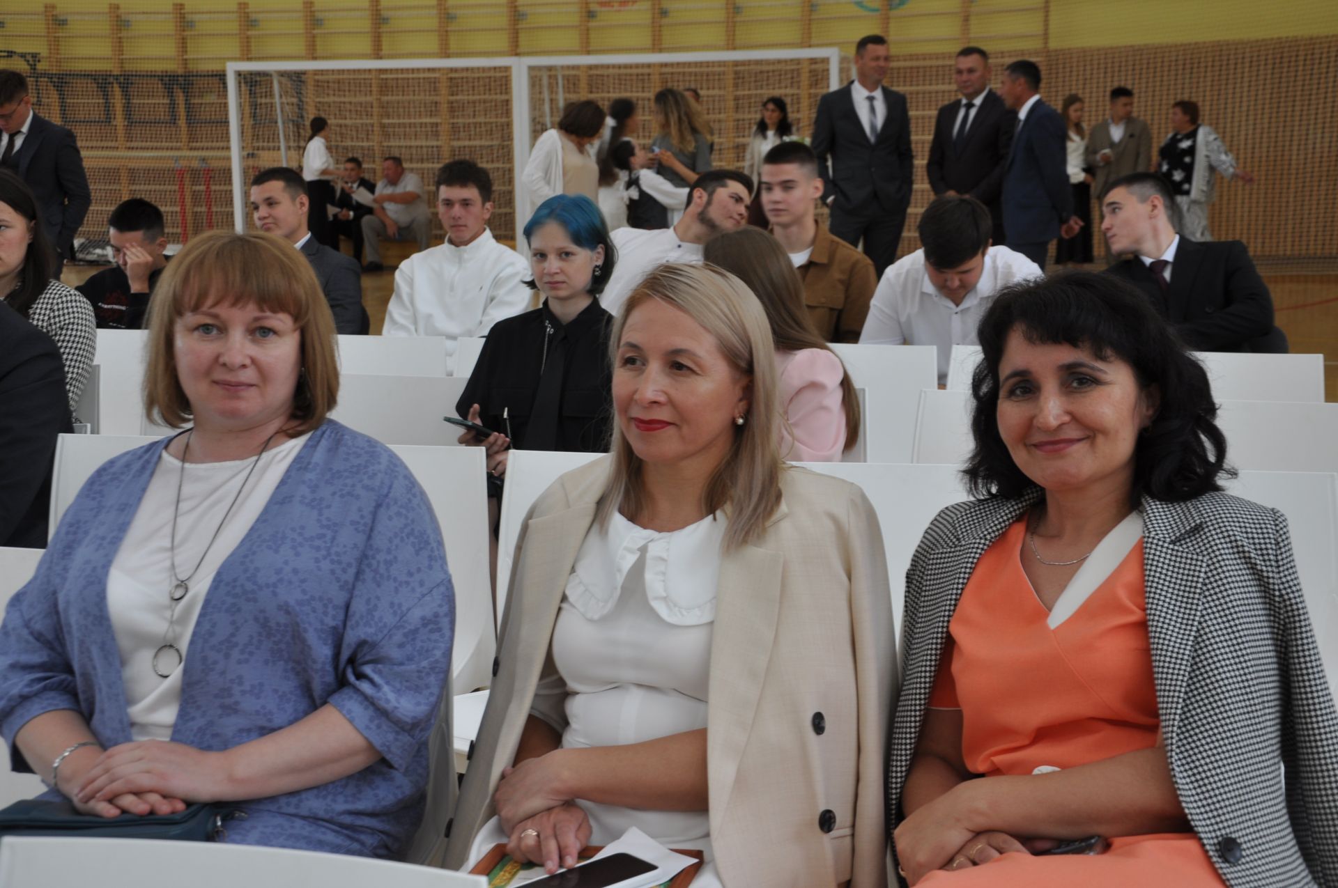 «Чыгарылыш кичәсе» - 2025: бәйрәмнән эксклюзив ФОТОРЕПОРТАЖ