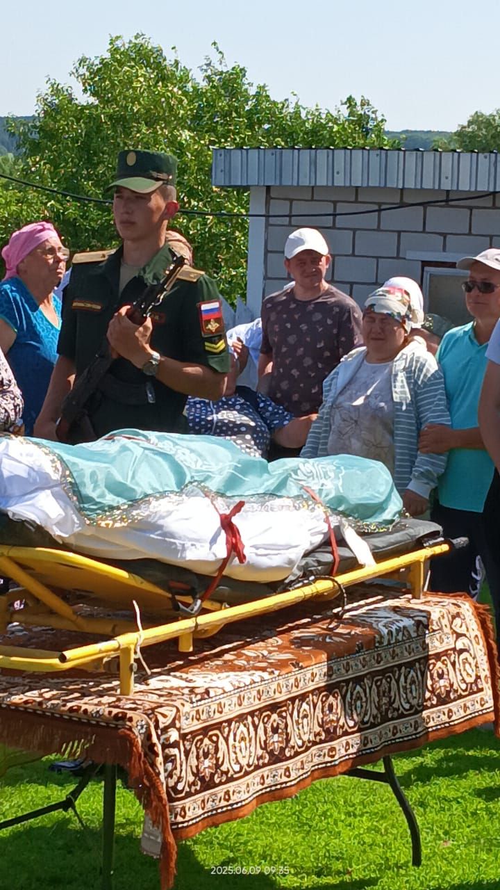 Районыбыз тагын бер батыр улын соңгы юлга озатты