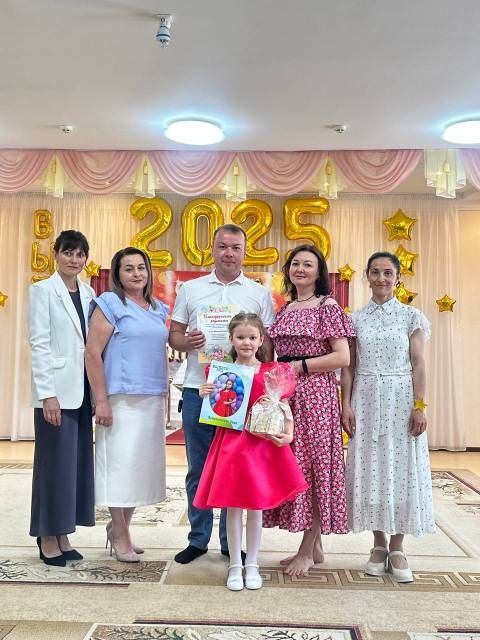 «Бәләкәч» балалар бакчасыннан быел  мәктәпкә 40 баланы озатканнар