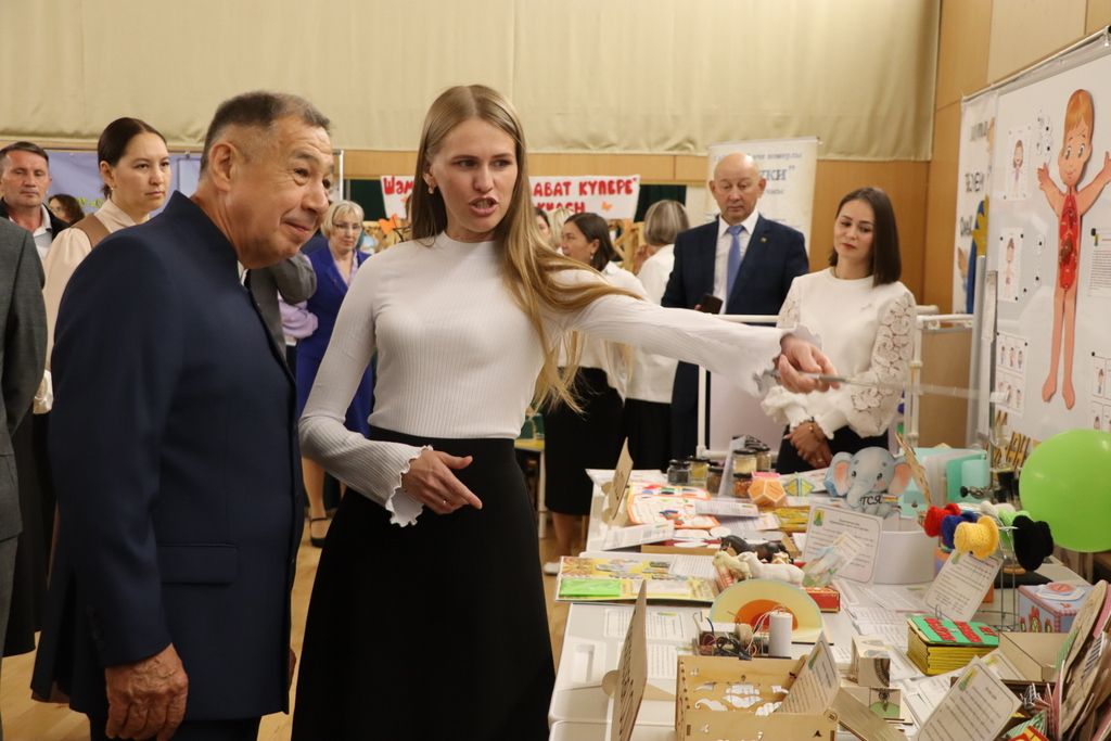 Мәгариф хезмәткәрләренең август  киңәшмәсе