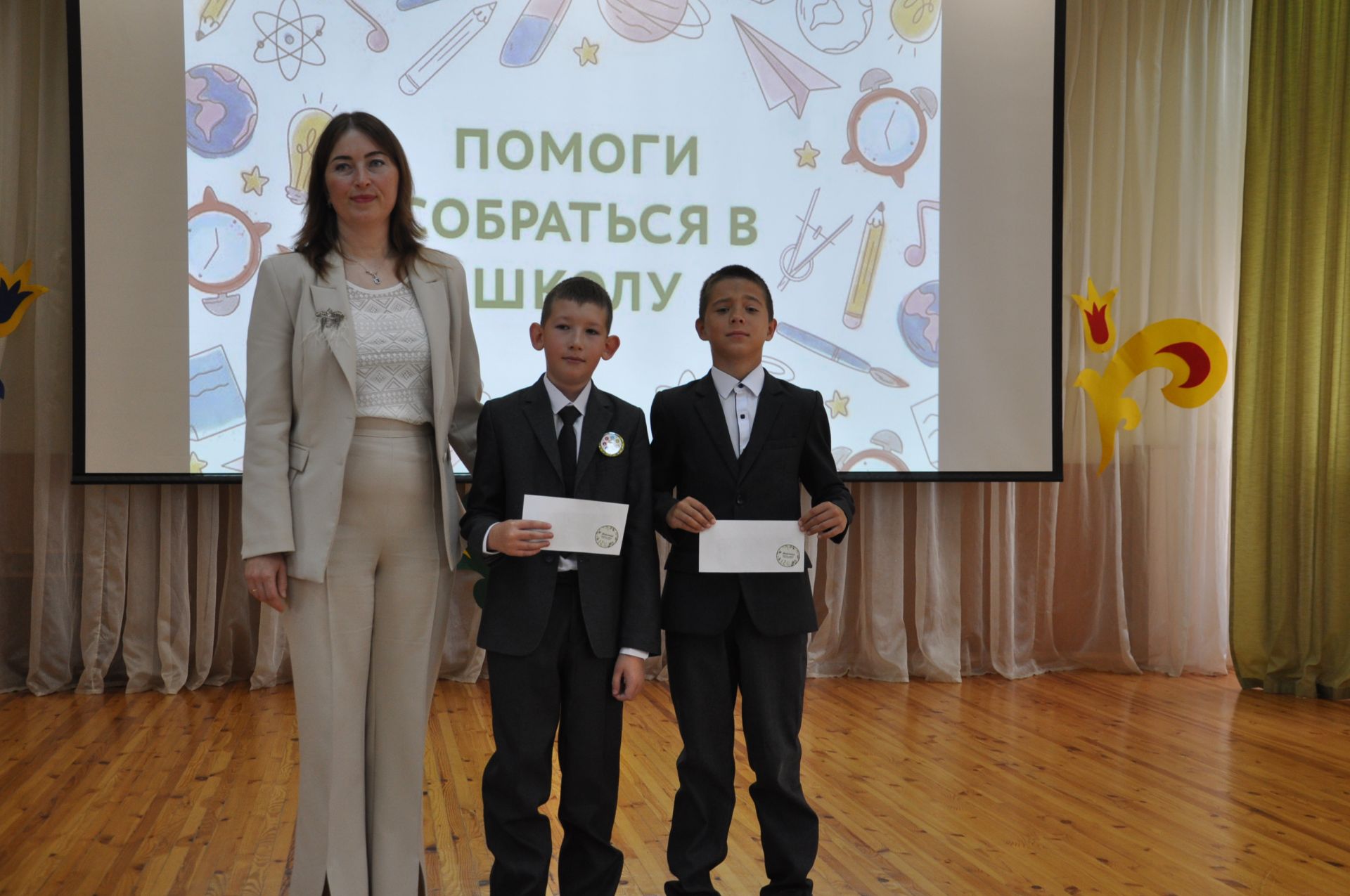 Сабада «Мәктәпкә җыенырга булыш!» акциясе узды