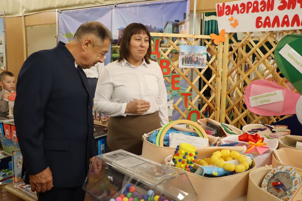 Мәгариф хезмәткәрләренең август  киңәшмәсе