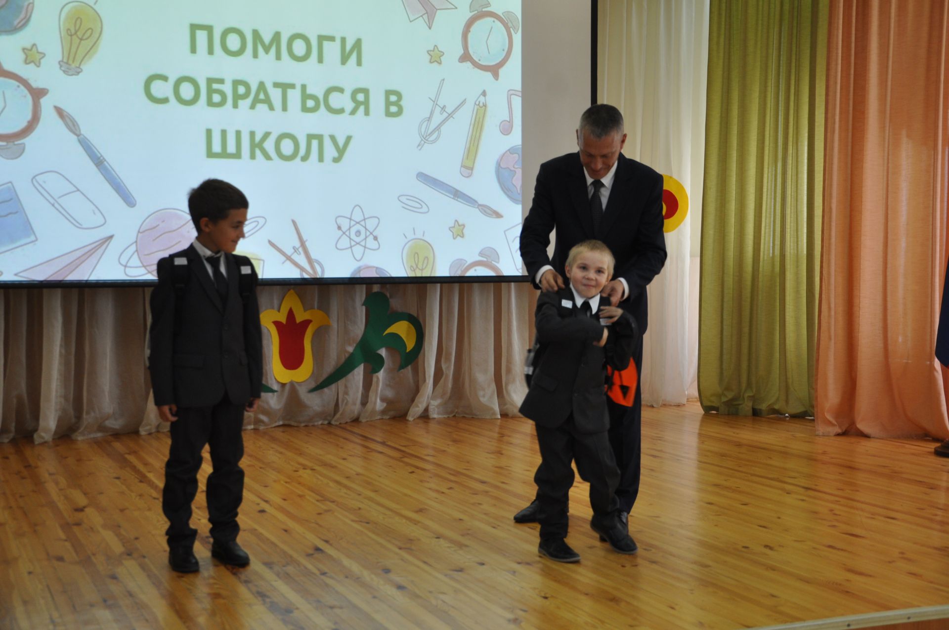 Сабада «Мәктәпкә җыенырга булыш!» акциясе узды