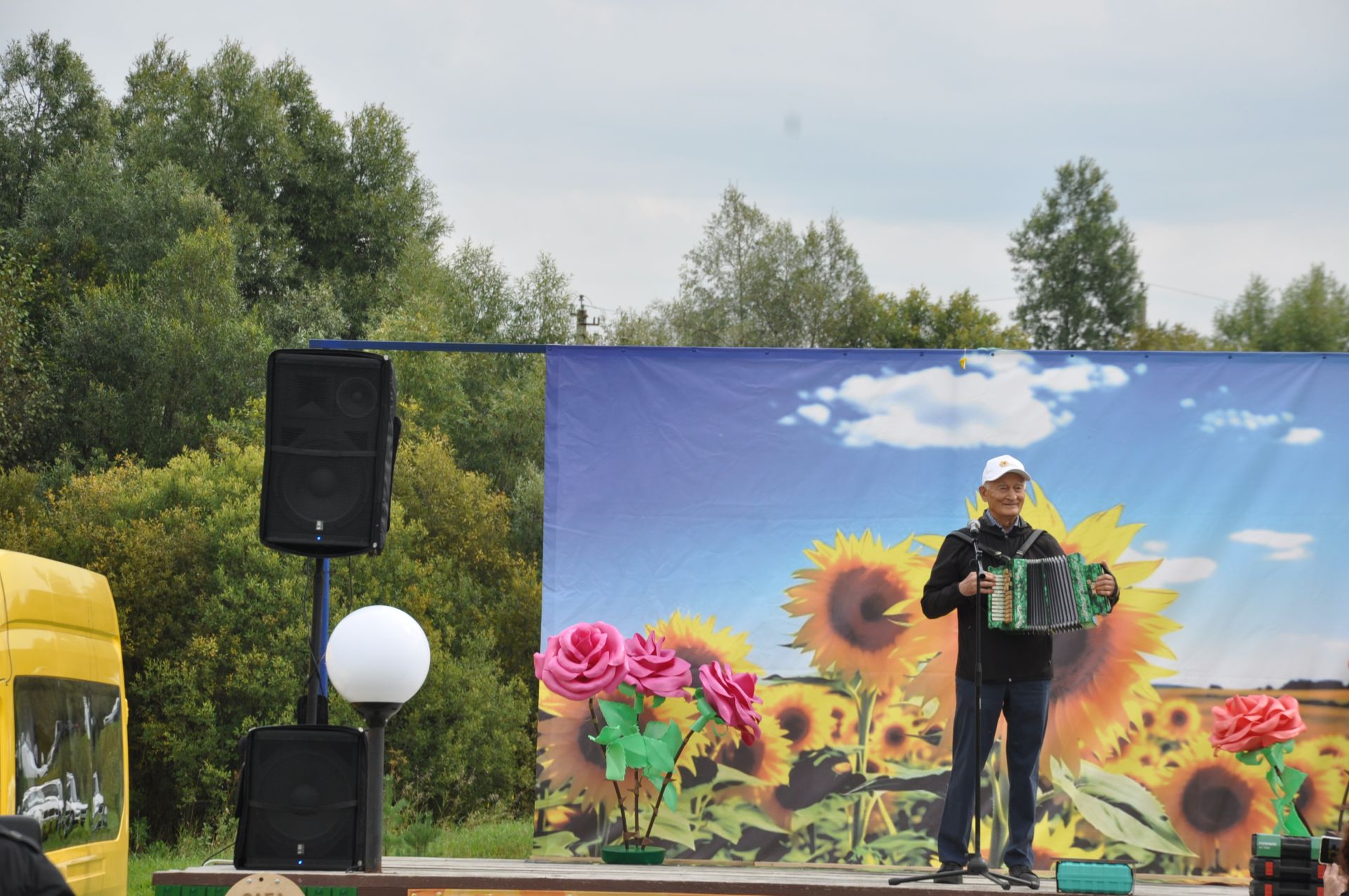 “Балның файдасын аңлап бетерсәләр, конфет янына якын бармаслар иде”