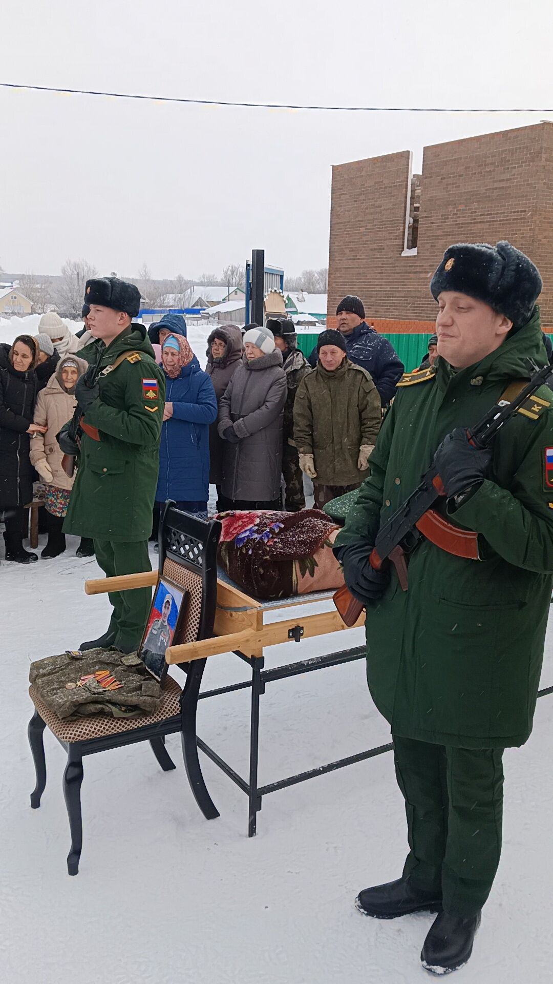 Бүген районыбыз тагын бер асыл улын соңгы юлга озатты