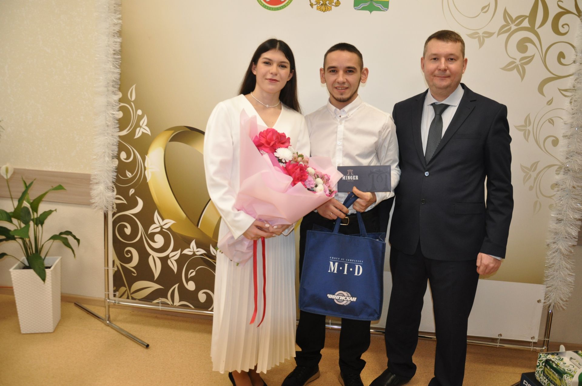 Сабада Яңа елның беренче пары язылышты