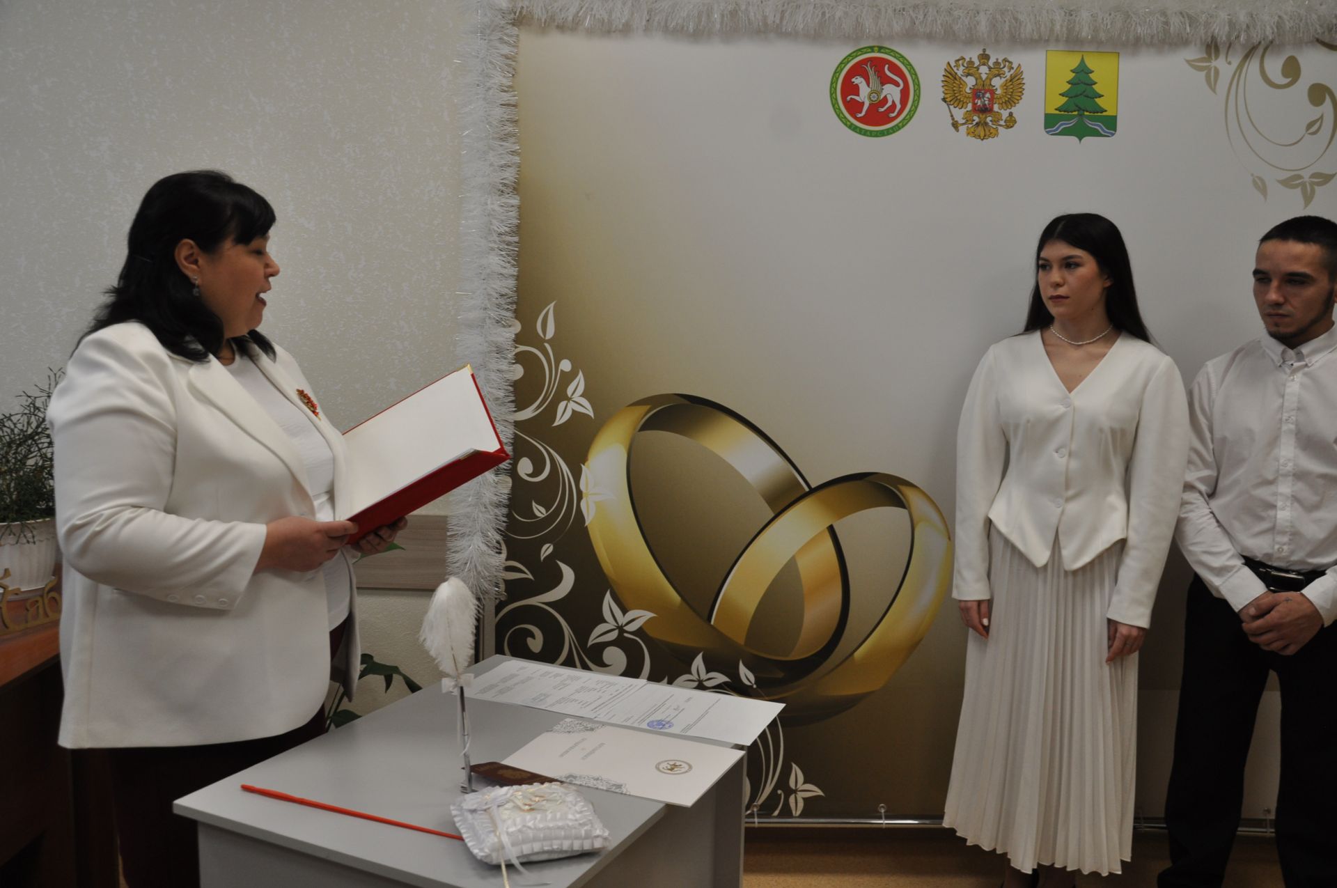 Сабада Яңа елның беренче пары язылышты