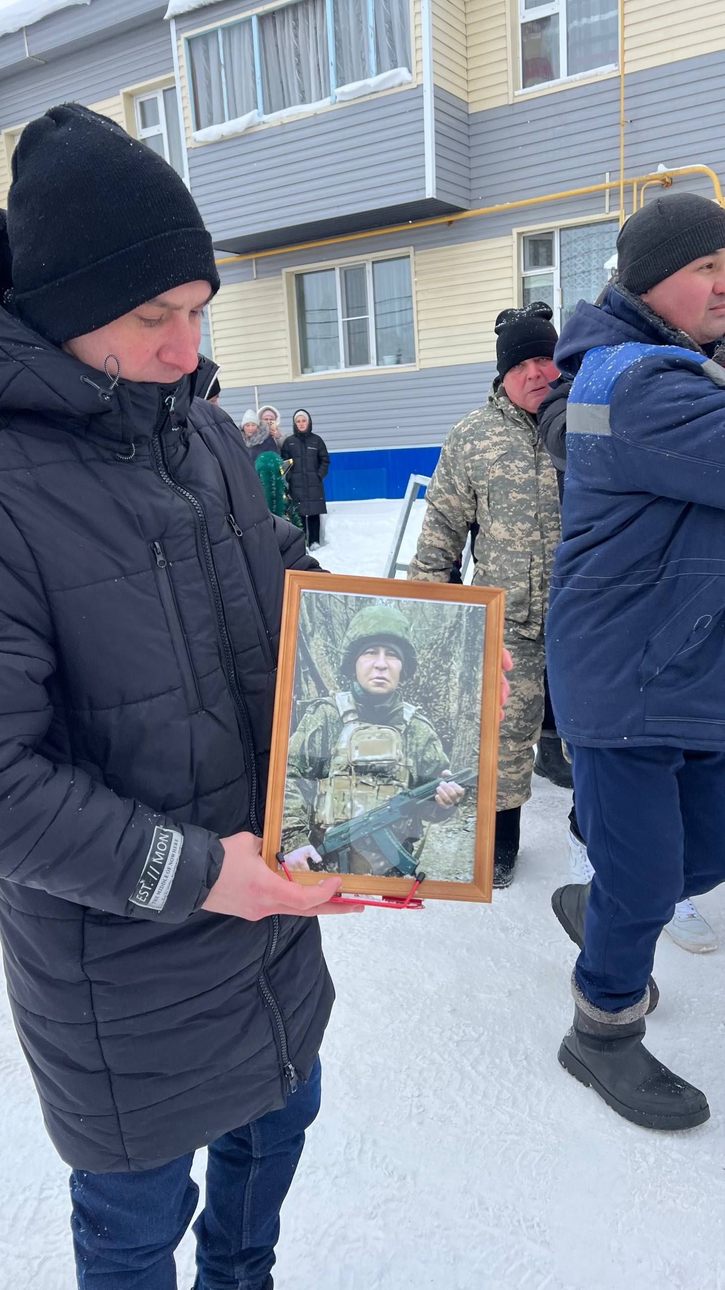 Сабада махсус хәрби операциядә һәлак булган Ленар Хуҗин белән хушлаштылар