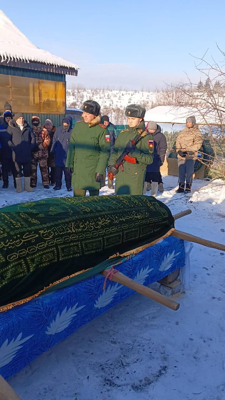 Бүген Саба районы тагын бер батыр улын соңгы юлга озатты