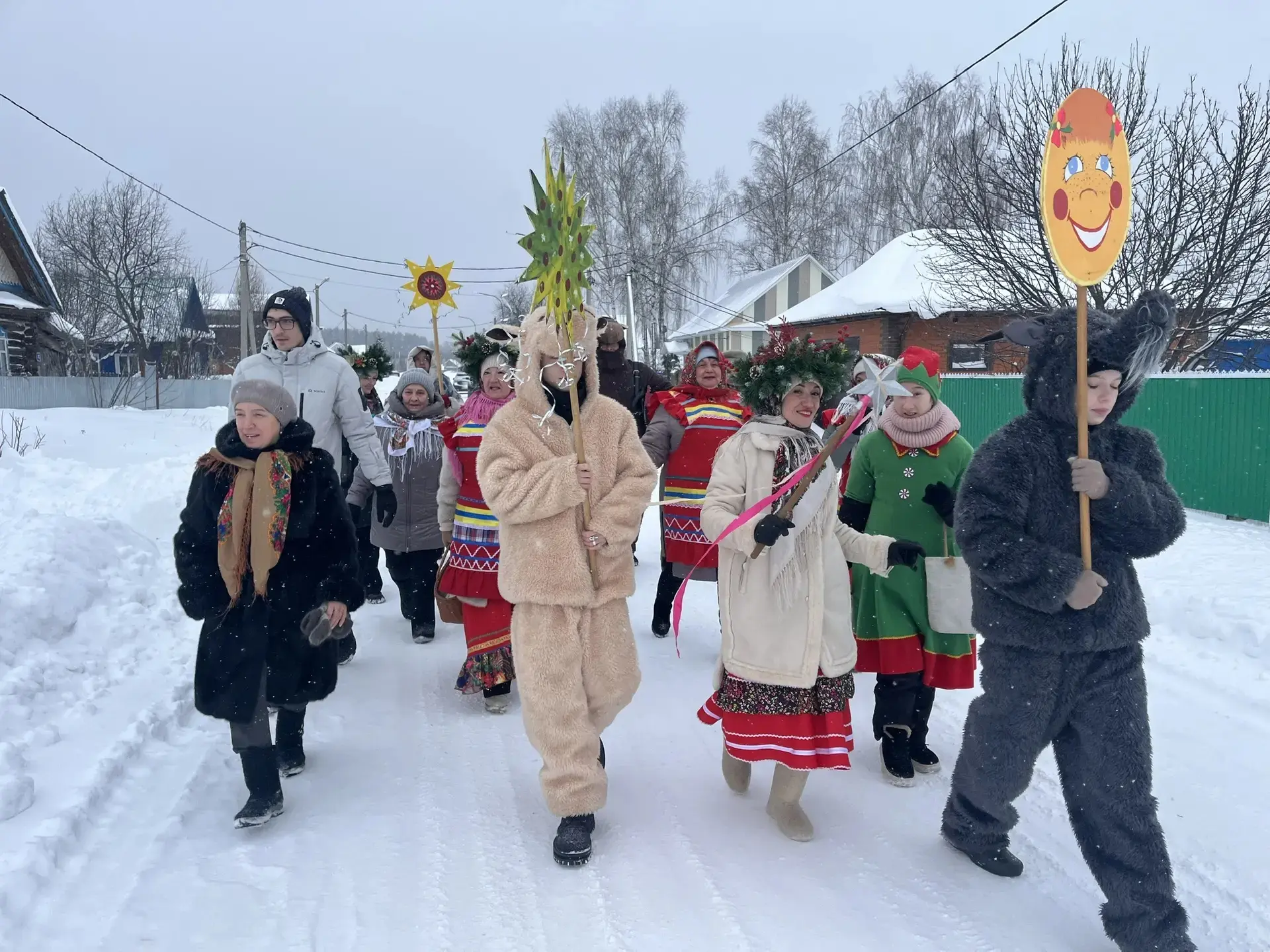 «Коляда, коляда! Капкаңны ач!»