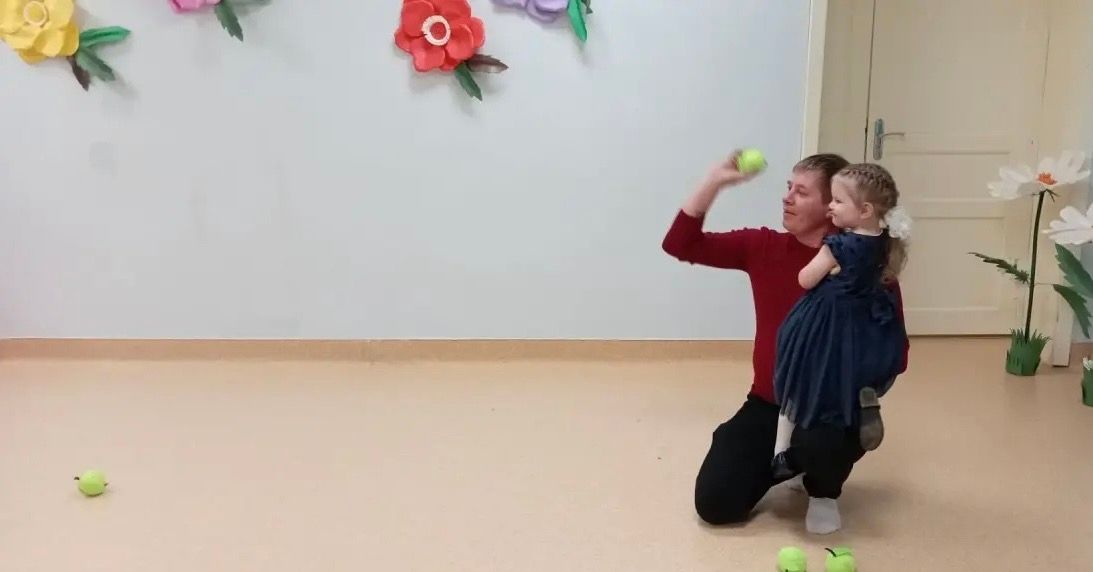 «Тургай» социаль приютында тәрбияләнүчеләр әтиләренә бәйрәм ясаган