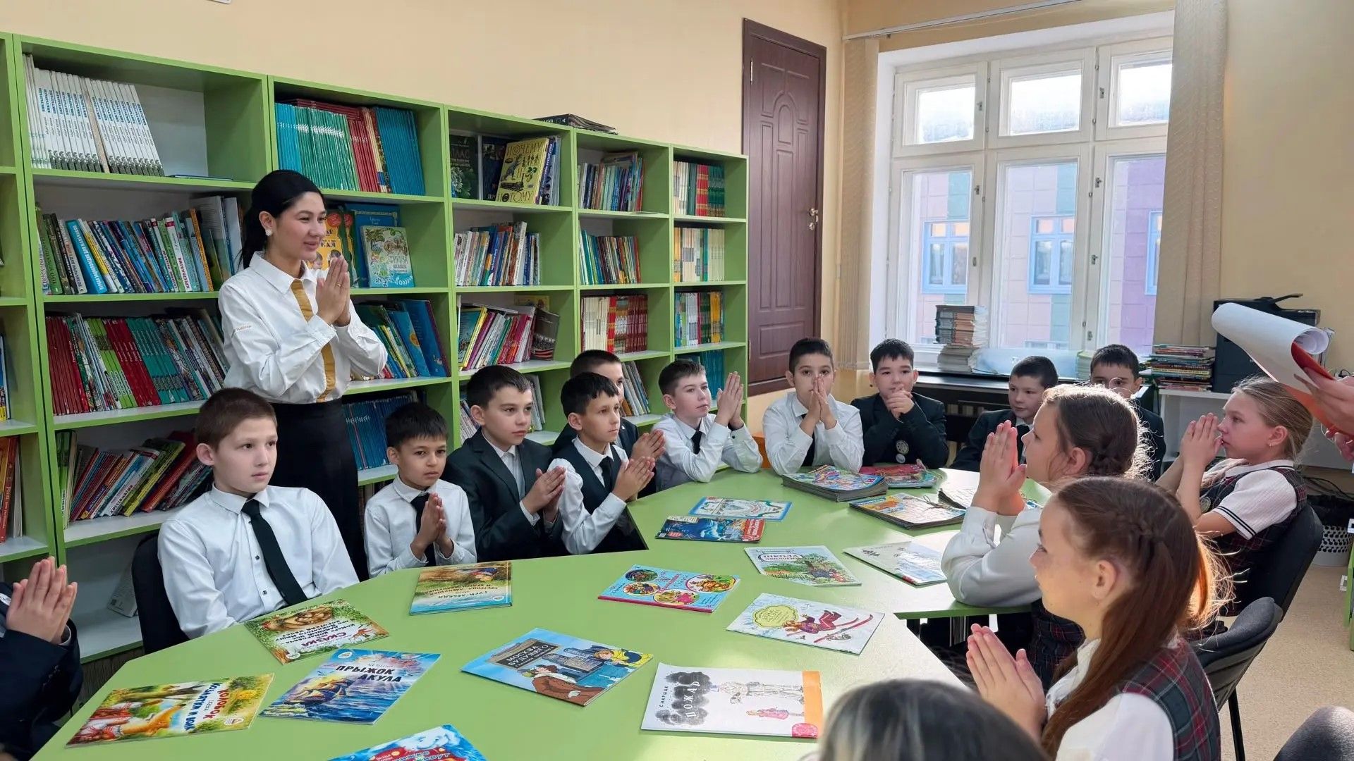 Китап - белем чишмәсе, ә мәктәп китапханәсе - кызыклы ачышлар һәм мавыктыргыч сәяхәтләр дөньясы