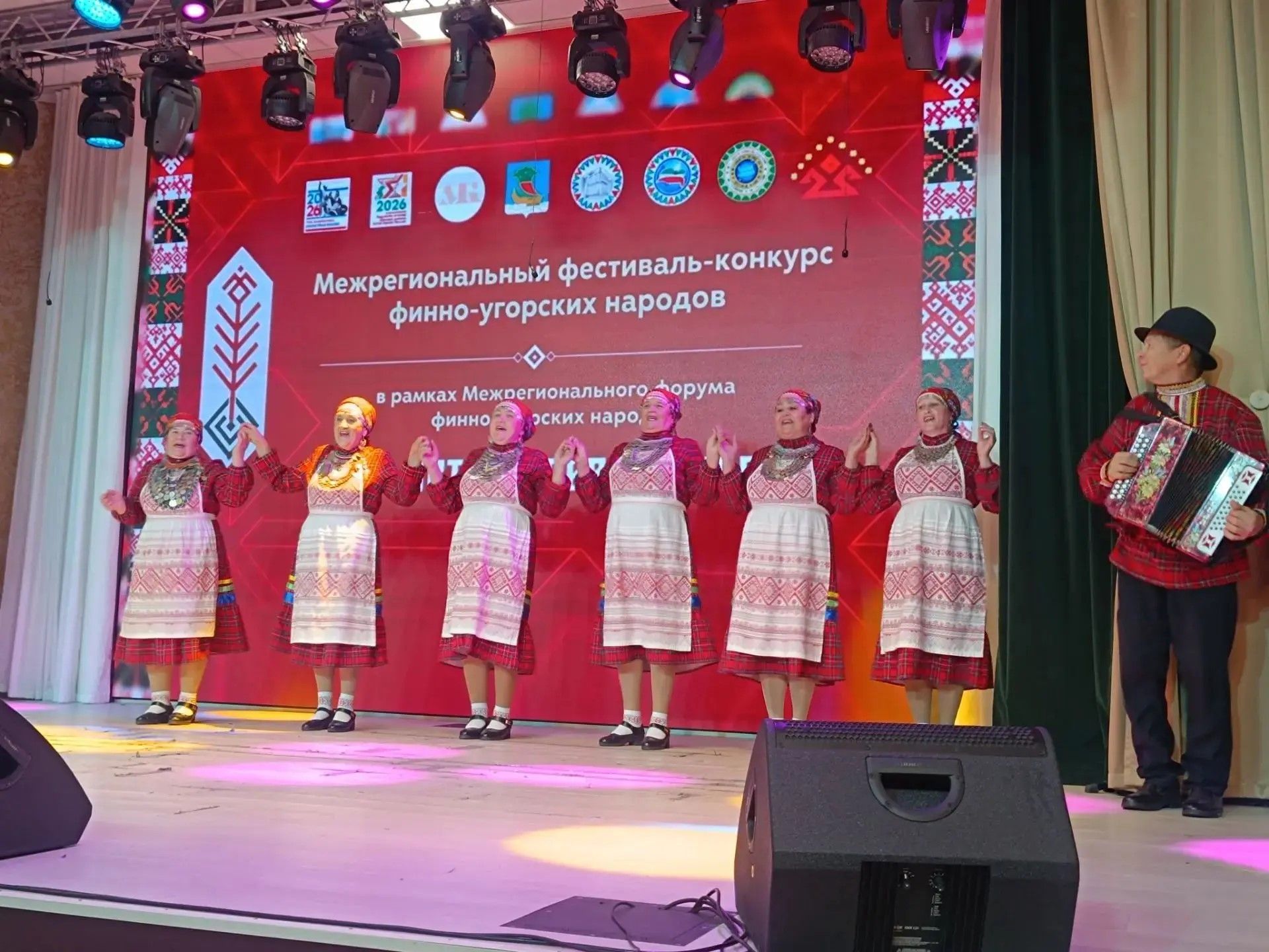 «Тюрагай» ансамбле Халыклар дуслыгы йортында өченче урынны яулады