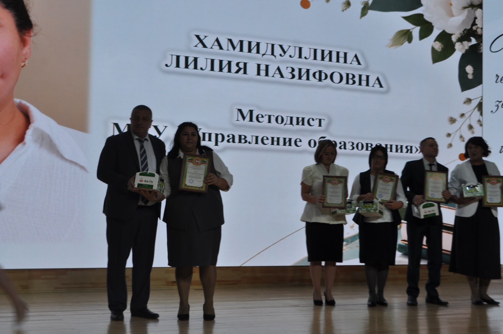 Рәис Миңнеханов: “Сез – киләчәгебезгә нигез салучылар”