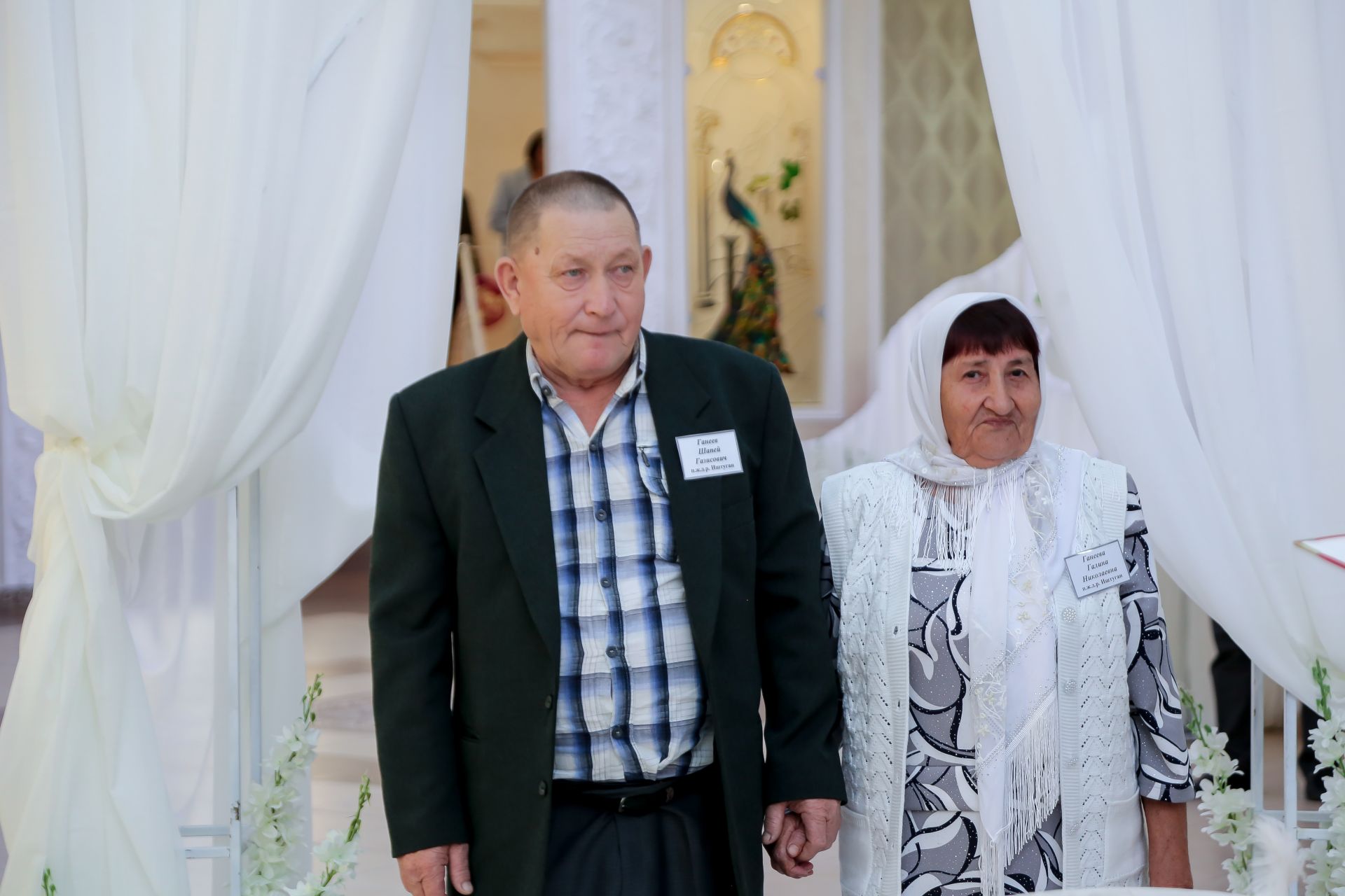 Чәчләр чаларган,  әмма мәхәббәт сүнмәгән....