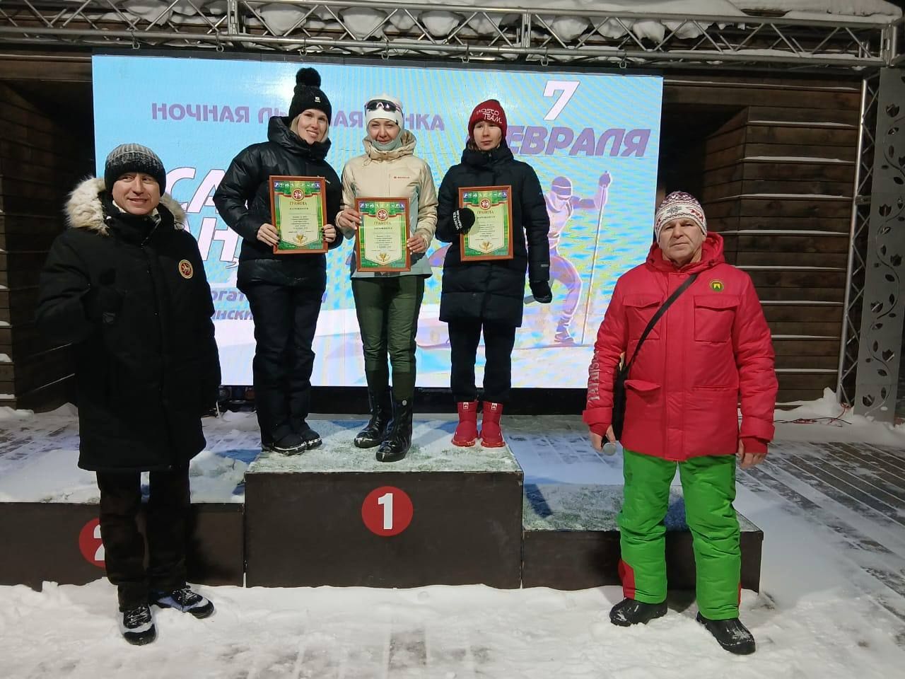 Сабада төнге чаңгы ярышлары узды (+видео)
