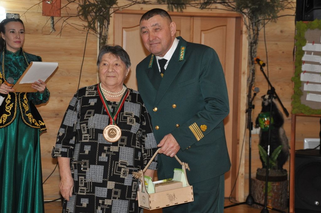 Саба  урманчылары быел 2000 гектарда агач утырту эшләре башкаруны планлаштыра