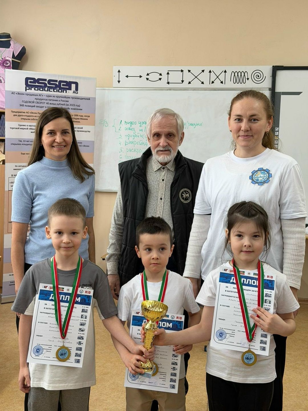 Сабаның  «Шоколад» балалар бакчасының  «Робо Акцент» командасы «ИКаРенок» һәм «Икар-Старт» республика ярышларында беренчелекне яулады