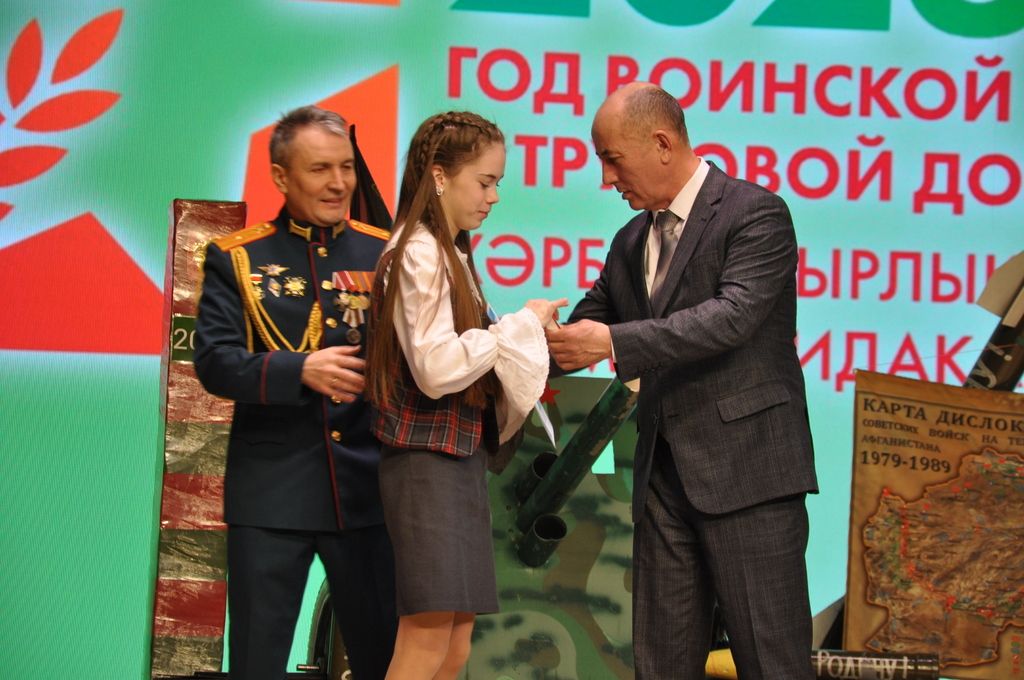 “Солдатта  булган диләр” – уңышлы килеп чыккан кичә