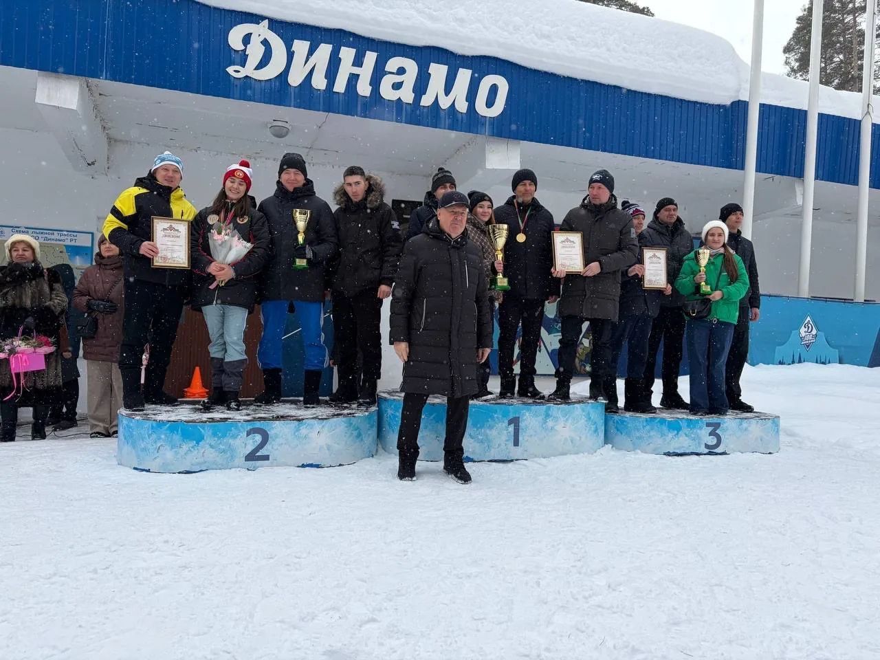 Районыбыз полиция хезмәткәрләре – иң җитез чаңгычылар һәм төз атучылар