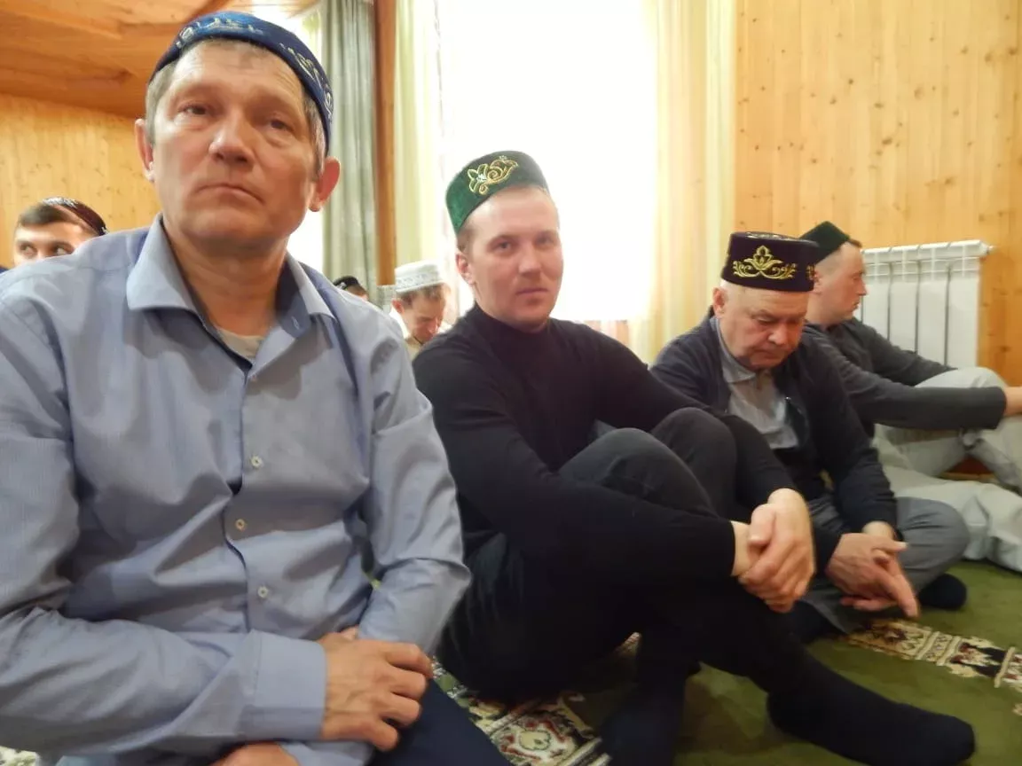 Мишәбәш авылы мәчете биләмәсен Рамазан аена  бәйрәмчә бизәгәннәр