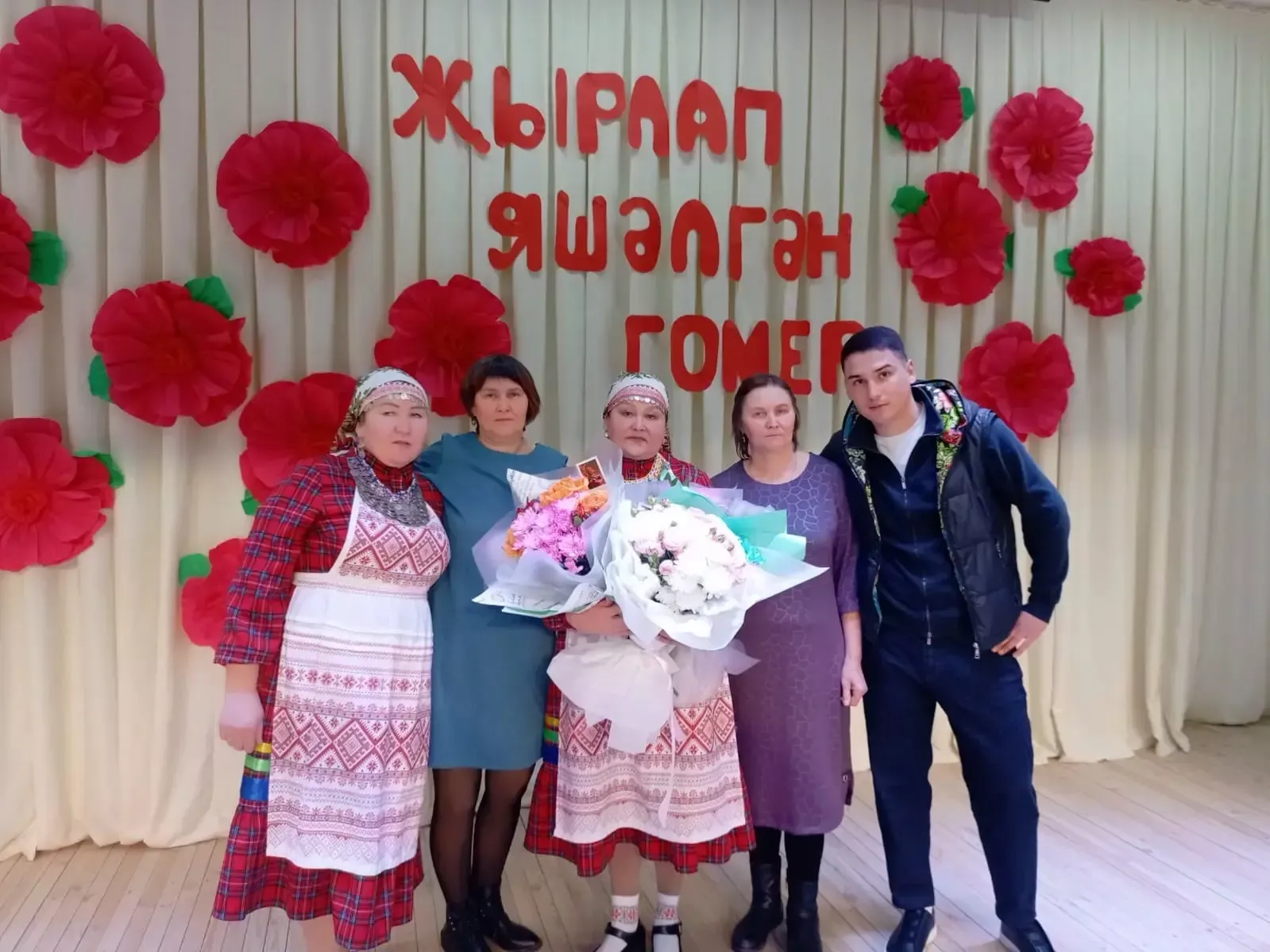 «Тюрагай» удмурт фольклор коллективы җитәкчесе Светлана Иванова бу көннәрдә үзенең зур юбилеен билгеләп үтте