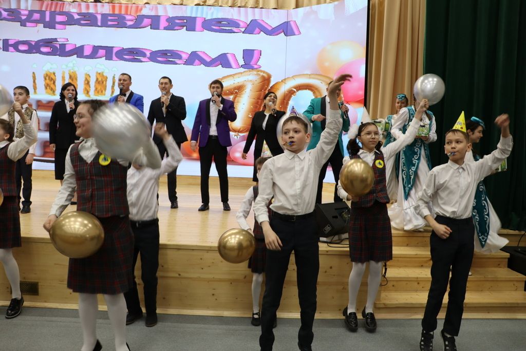 Быел тату сыйныф  серләрен  Сабада  ачыкладылар
