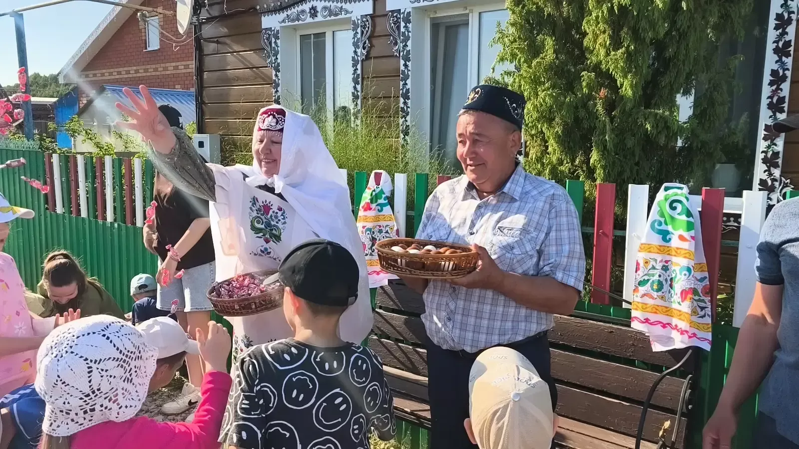 Сабантуйга бирнә-бүләк җыю башланды