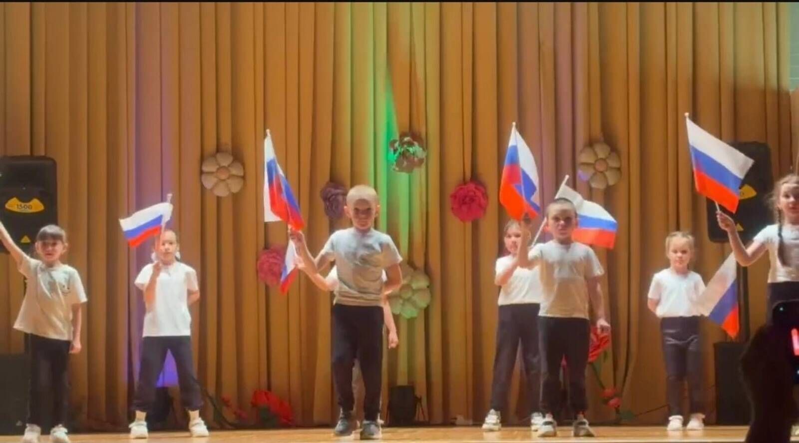 Симетлеләр Яз һәм Хезмәт бәйрәмендә катнашты