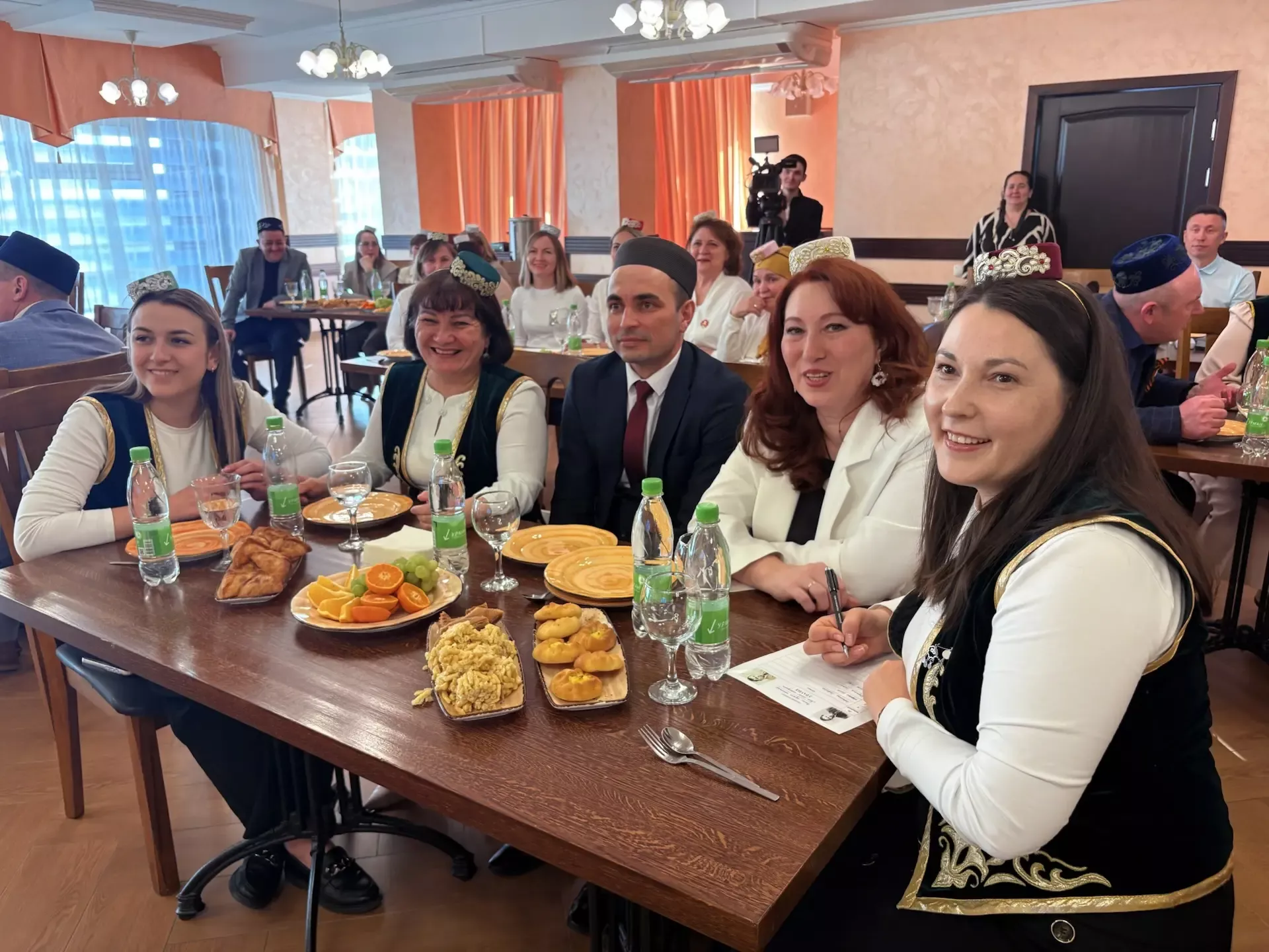 “Сабантуй” спорт-мәдәни комплексында “Яшьлек” яшьләр үзәге тарафыннан Габдулла Тукайга - 140, Муса Жәлилгә - 120 ел тулу уңаеннан квиз уены узды