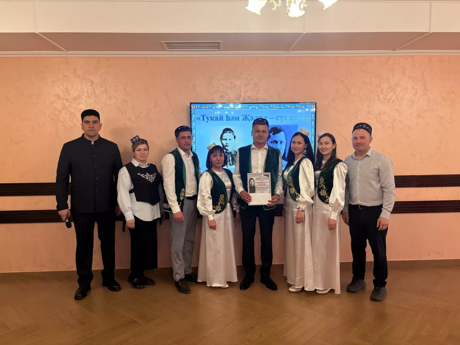“Сабантуй” спорт-мәдәни комплексында “Яшьлек” яшьләр үзәге тарафыннан Габдулла Тукайга - 140, Муса Жәлилгә - 120 ел тулу уңаеннан квиз уены узды