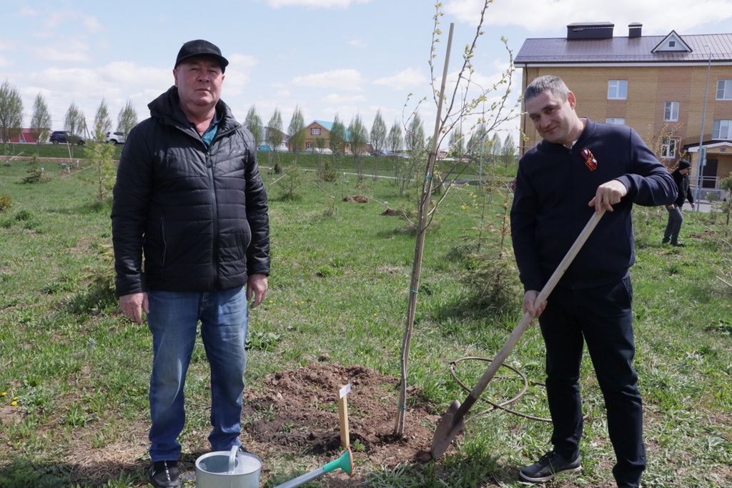 Тантана  агач утырту белән төгәлләнде