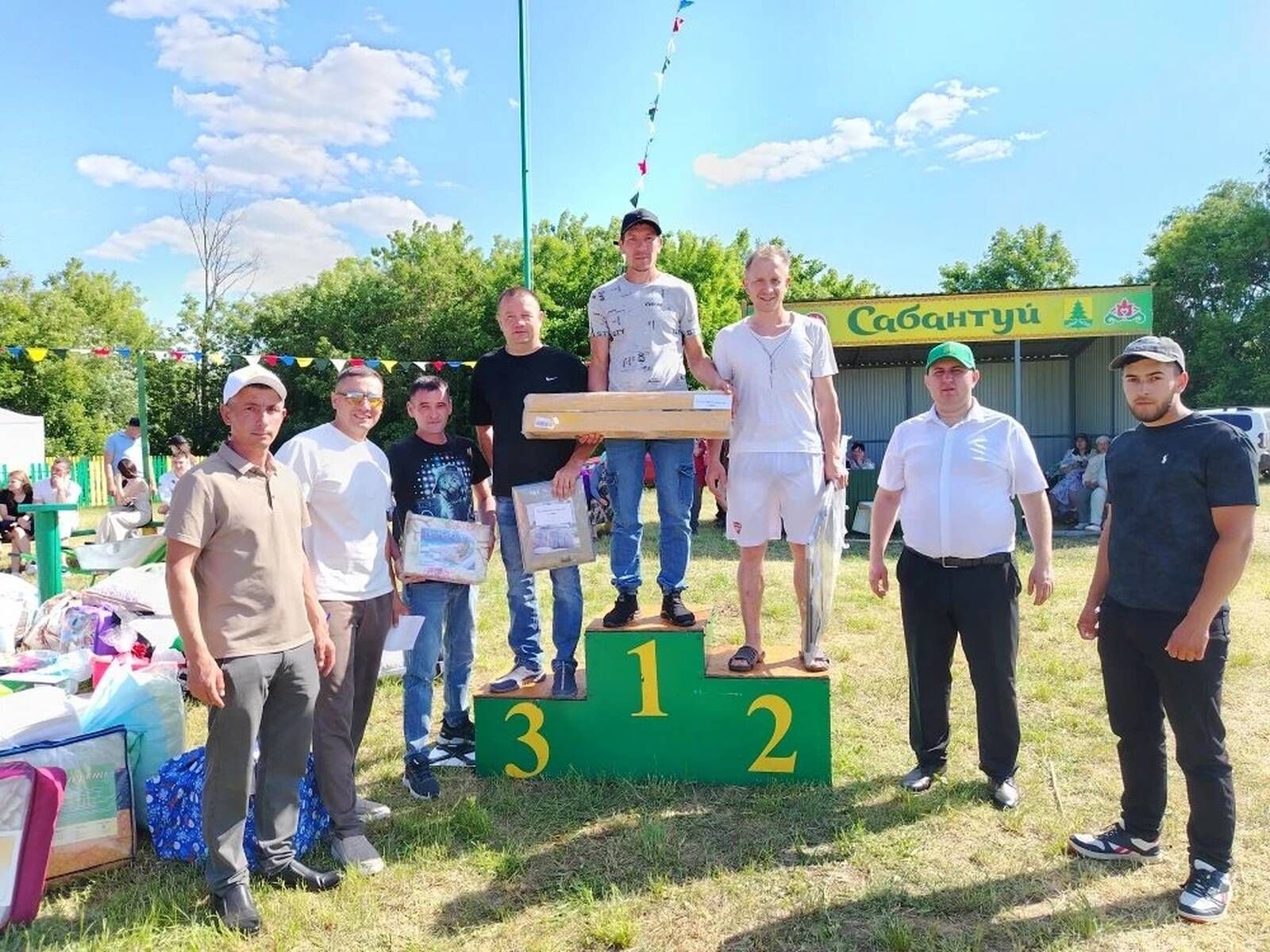 Сатыш авыл җирлегендә Сабантуй бәйрәменнән фотомизгелләр