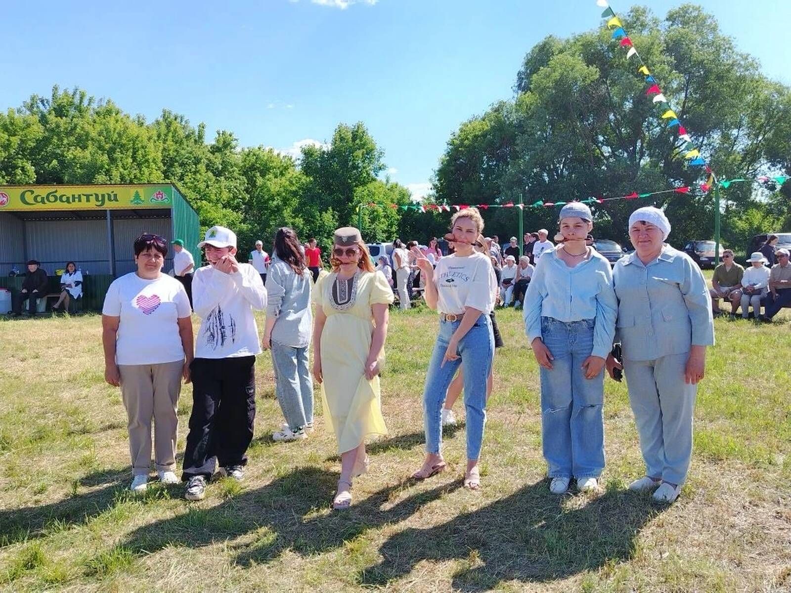 Сатыш авыл җирлегендә Сабантуй бәйрәменнән фотомизгелләр
