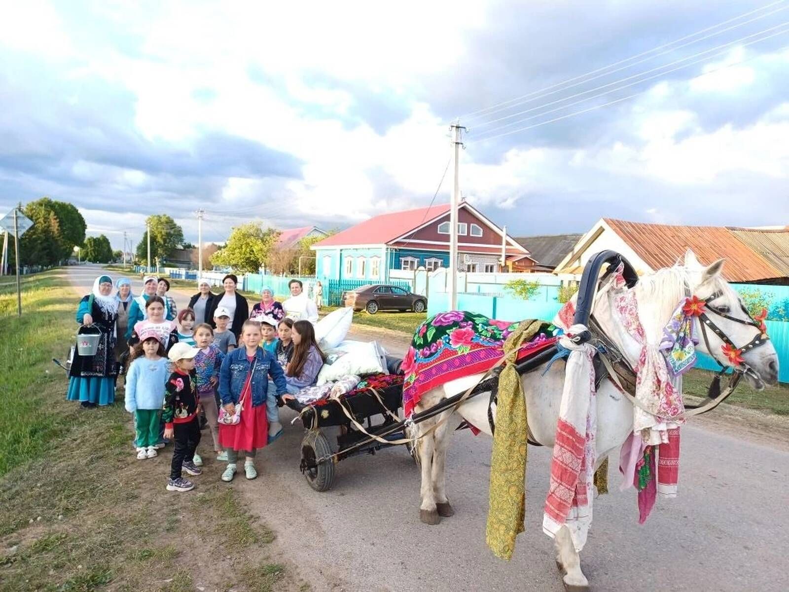 Олы һәм Кече Кибәче авылларында  Сабантуйга бирнә җыйдылар