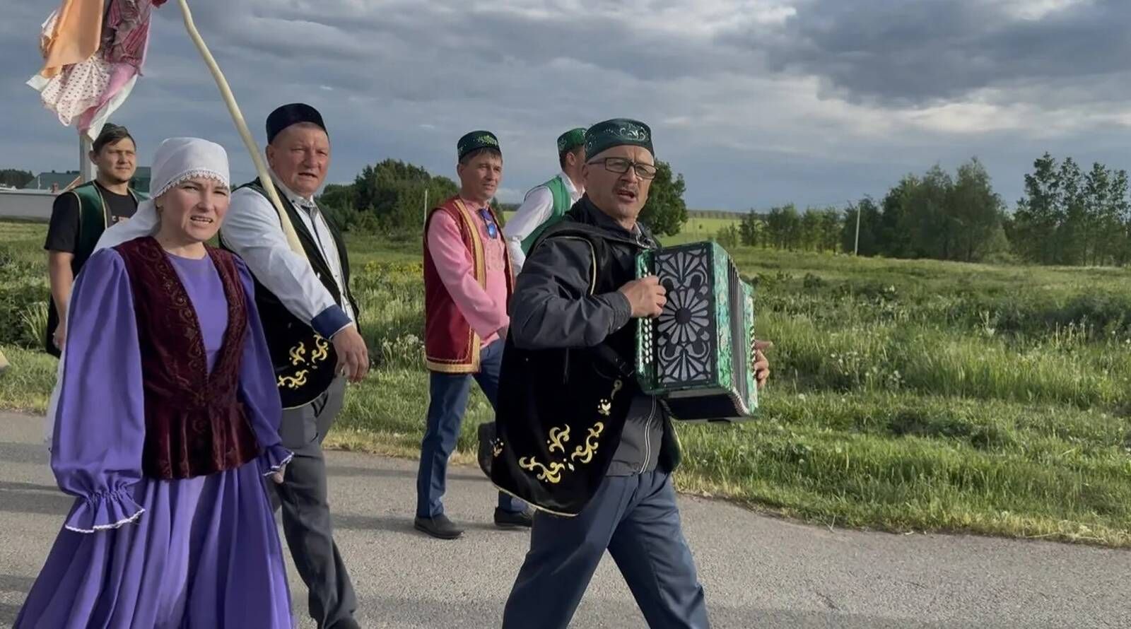 Саба-Арена һәм Сабантуй спорт мәктәпләре Сабантуйга бирнә җыйды