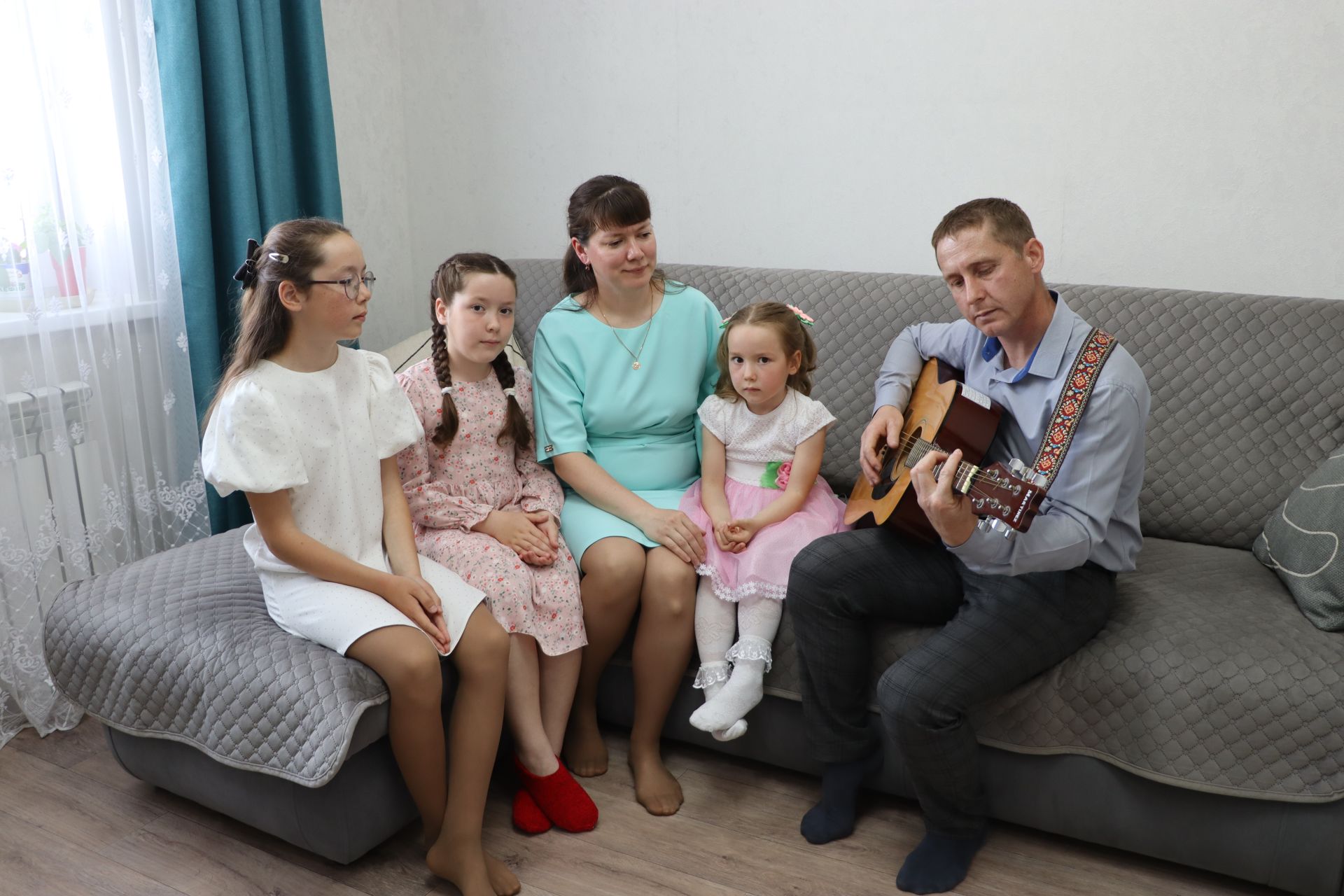 Ике  милләт, ике гореф-гадәт, уртак бәхет һәм мәхәббәт