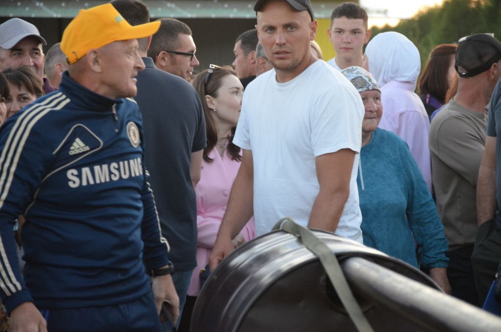 Тауга  каршы  йөгерү, тимер атка  атлану, пленка эченнән мүкәләү – болар барысы да Иләбәр  Сабантуенда гына
