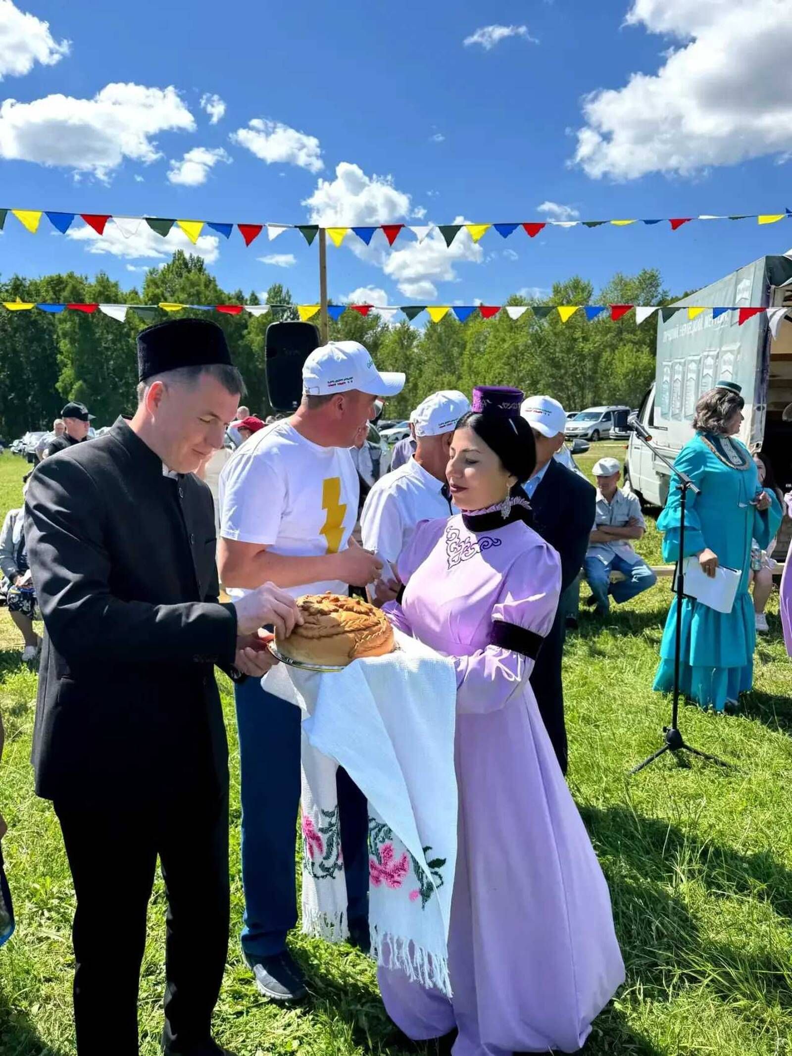 Юлбат авыл җирлегендә Сабантуй бәйрәме гөрләп узды