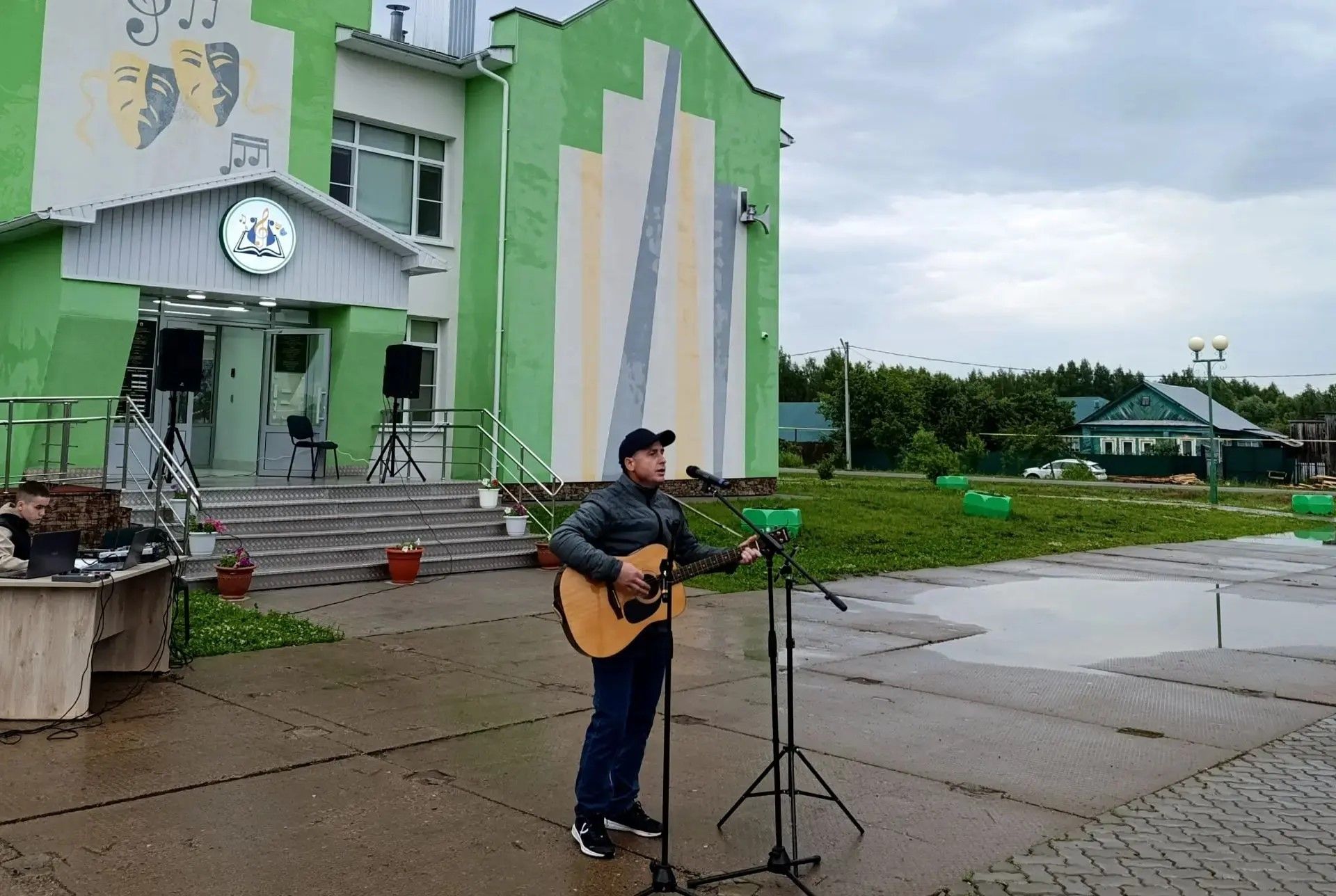 «Татарстанда Җәй» проекты: Иштуганда «Кичке моңнар» концерты узды