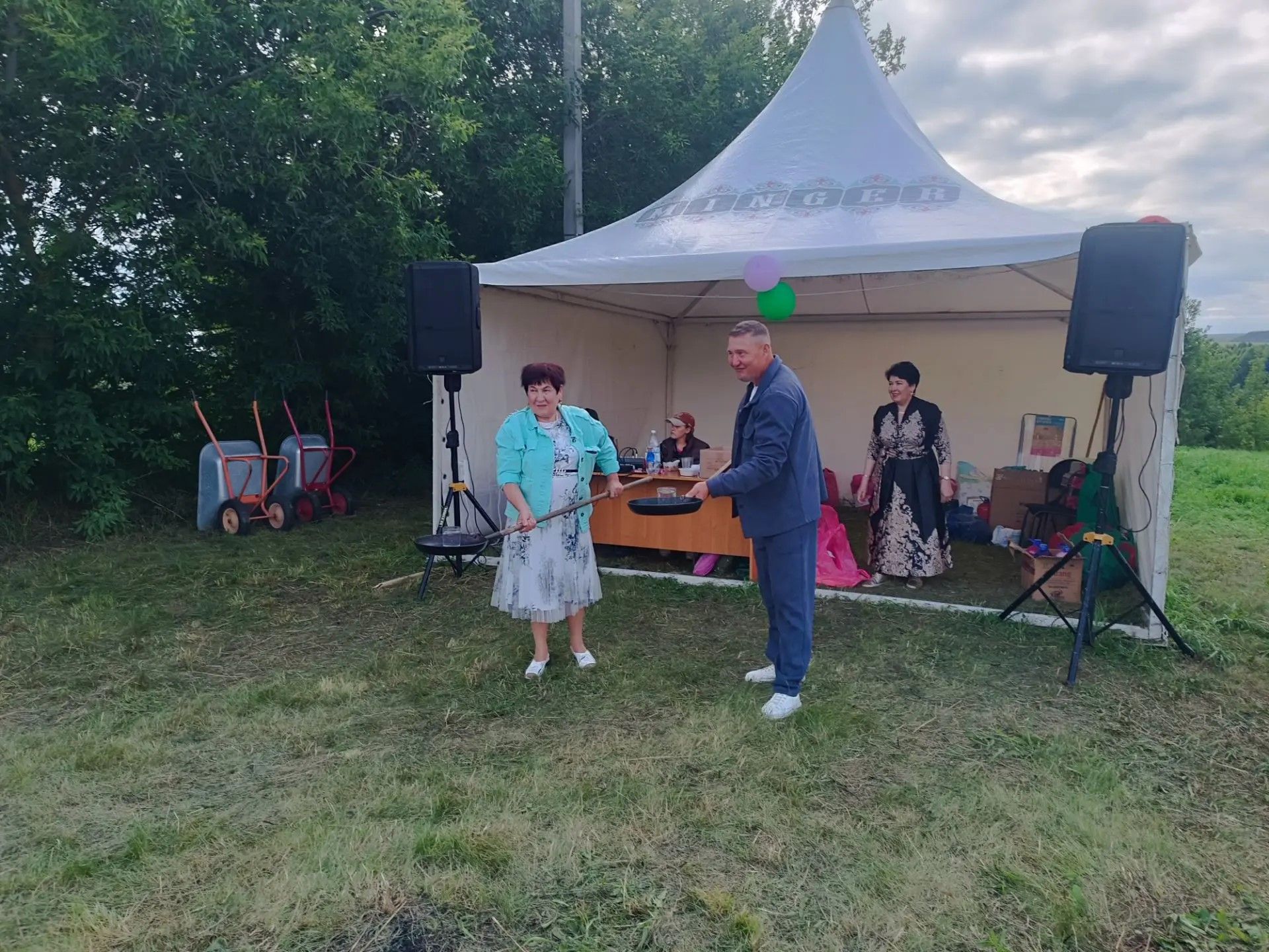 Сабайда авылдашлар очрашты