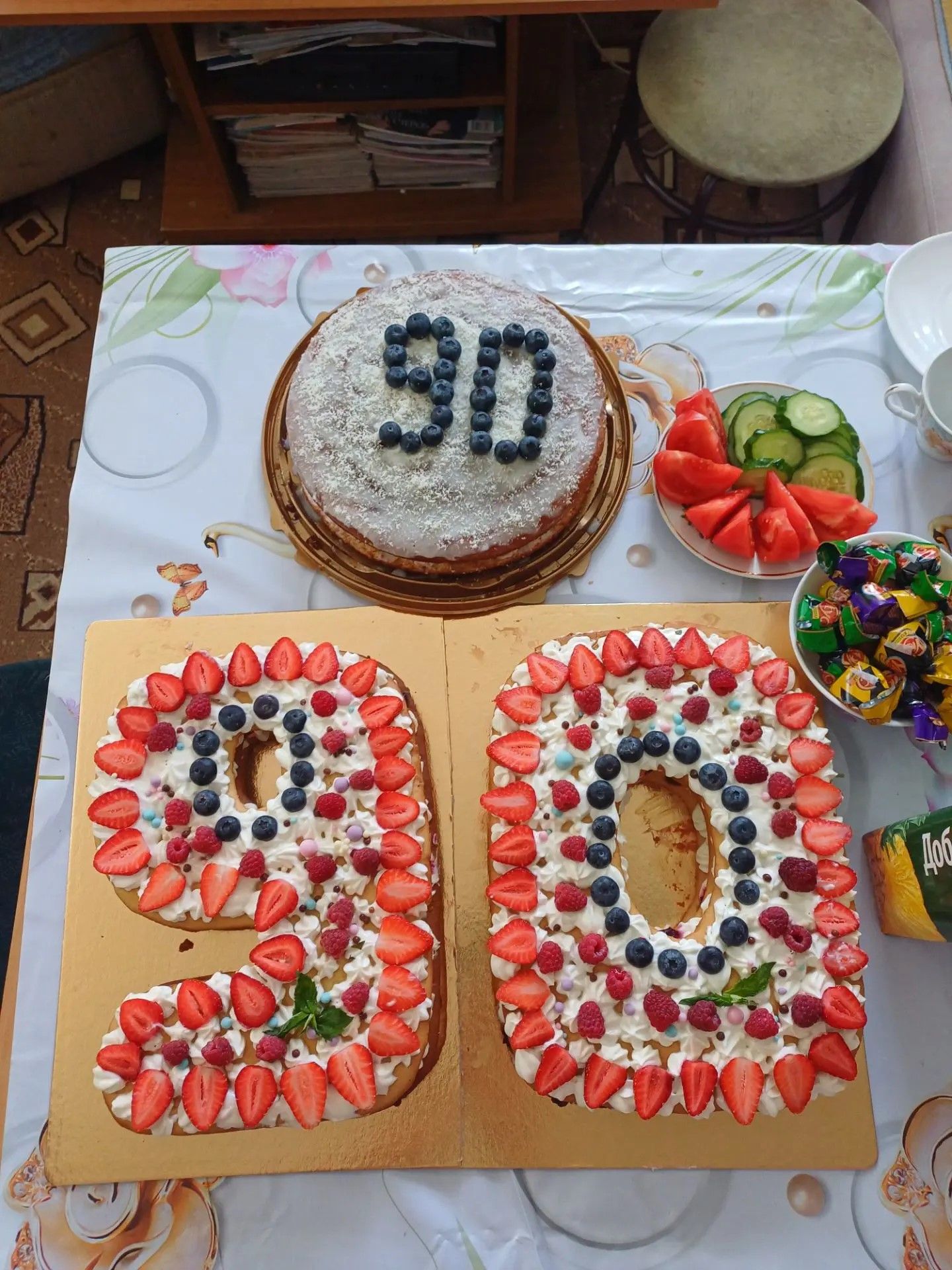 Кече Кибәче авылында яшәүче Мифтахов Гаптрәүфне 90 яшьлек юбилее белән котладылар