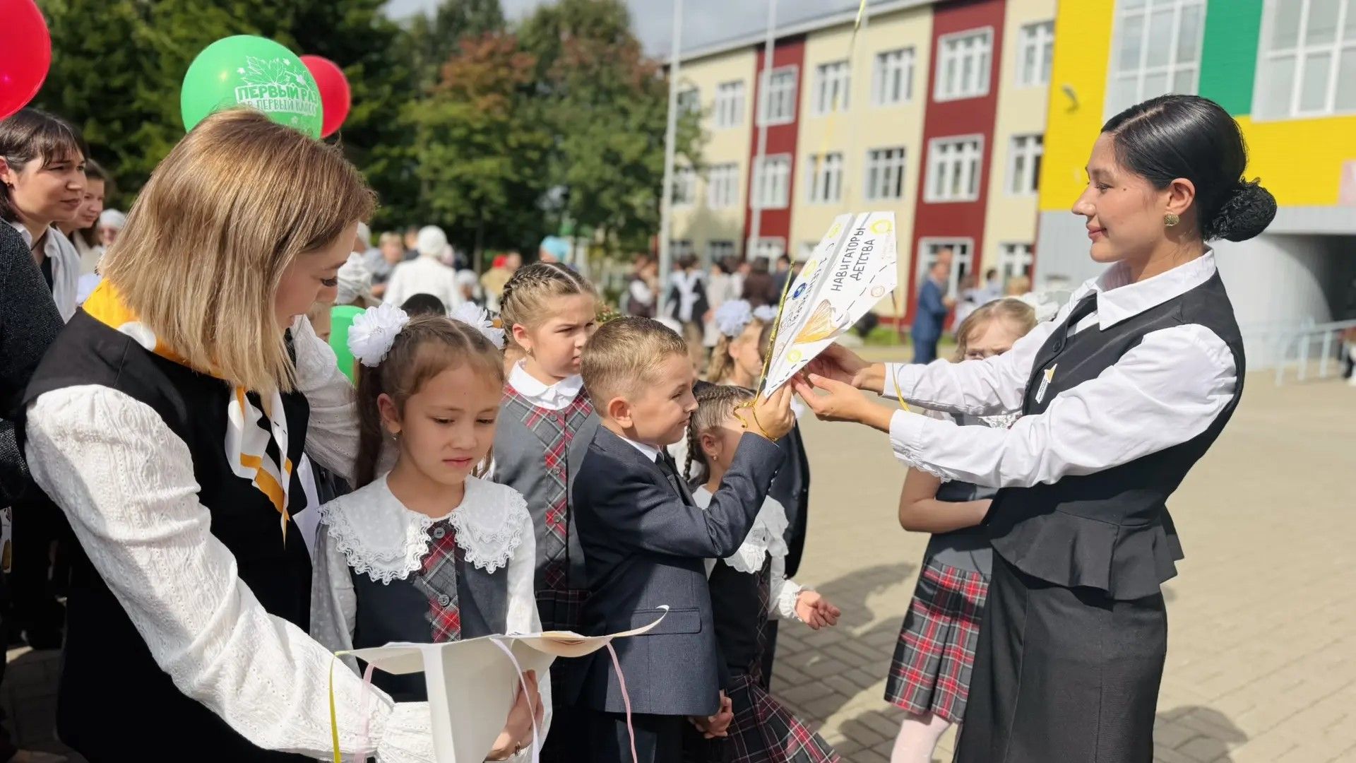 «Киләчәк самолеты»: яңа уку елына старт бирелде