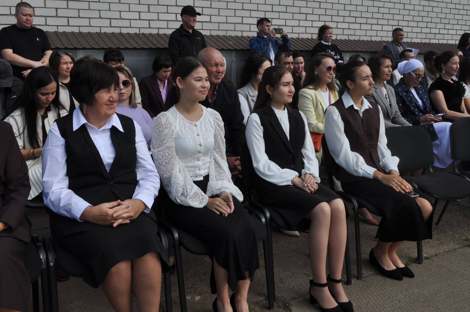 «ОНИКС» белем бирү үзәгендә белем көне