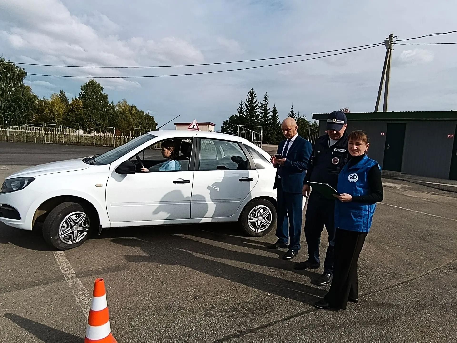 Аграр  көллият студентлары  автосессиядә зур осталык  күрсәтте