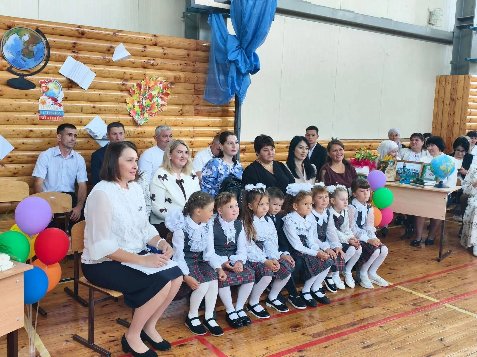 Олы Шыңар урта гомуми белем бирү мәктәбендә Белем бәйрәме