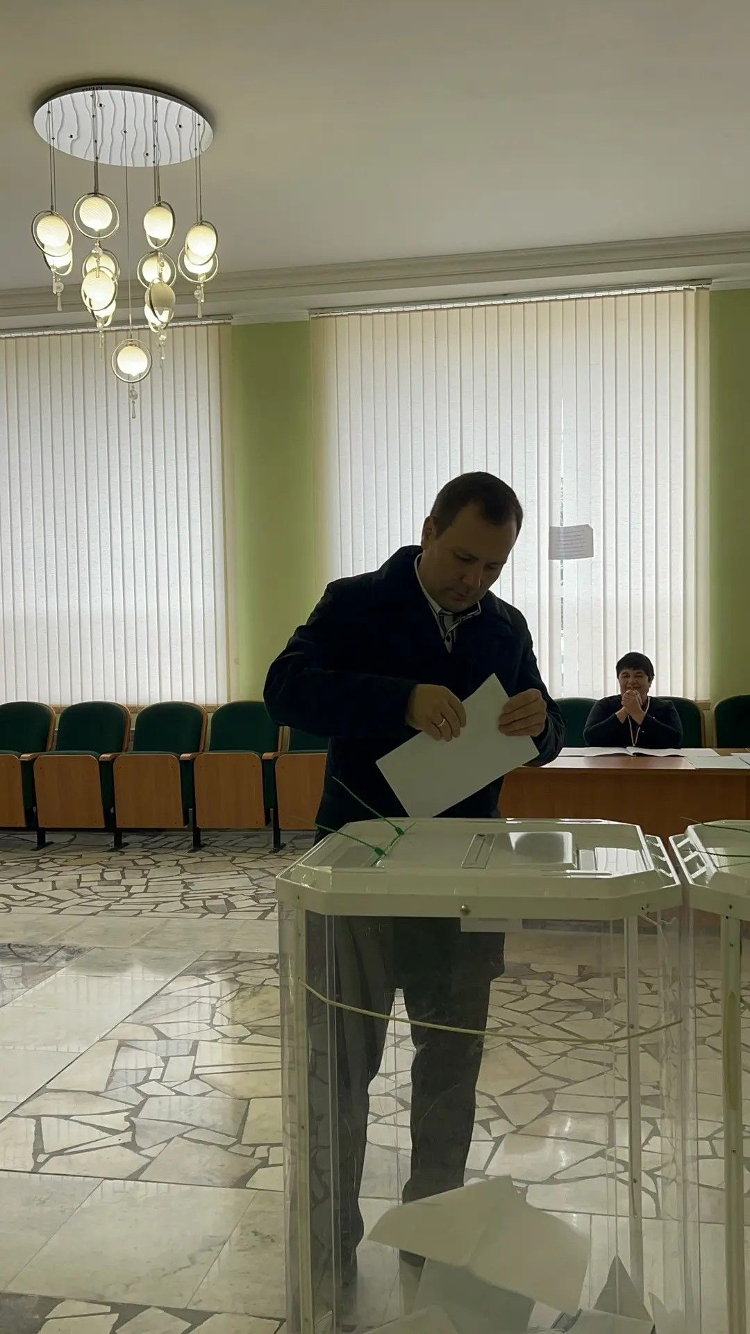 Марат Кәримов 2482 нче сайлау участогында тавыш бирде