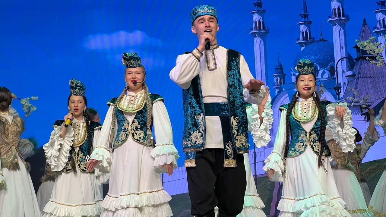 Халыкара хатын-кызлар көне уңаеннан район мәдәният йортында узган бәйрәм чарасыннан фоторепортаж