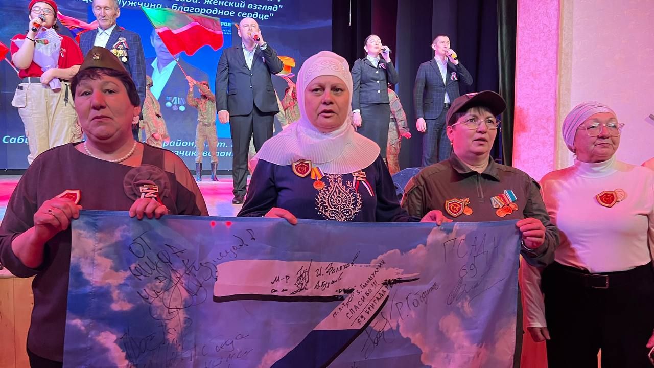 Халыкара хатын-кызлар көне уңаеннан район мәдәният йортында узган бәйрәм чарасыннан фоторепортаж